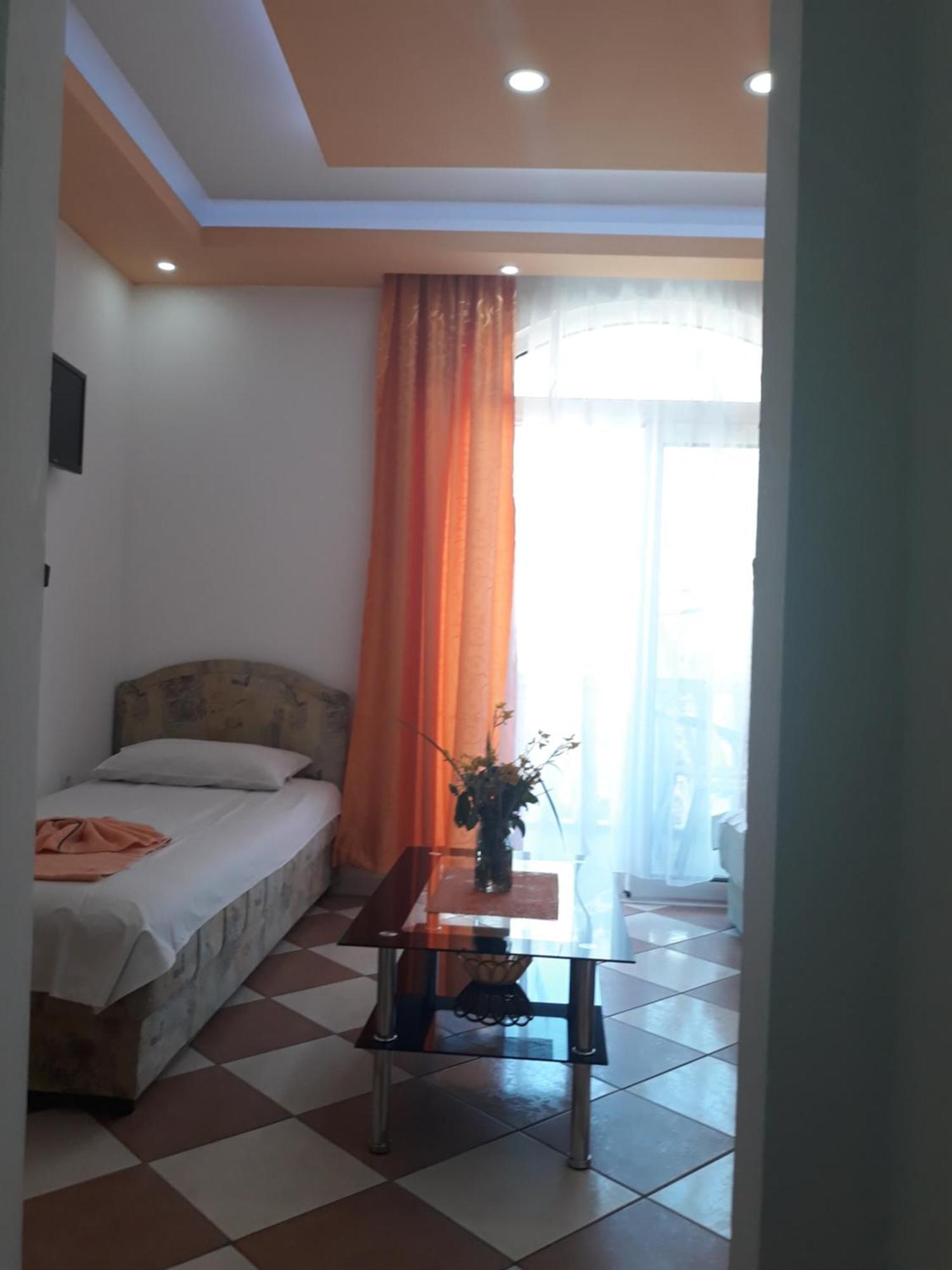 Apartments Aza Dobra Voda Pokoj fotografie
