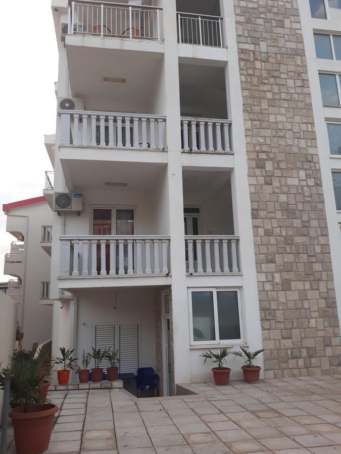 Apartments Aza Dobra Voda Exteriér fotografie